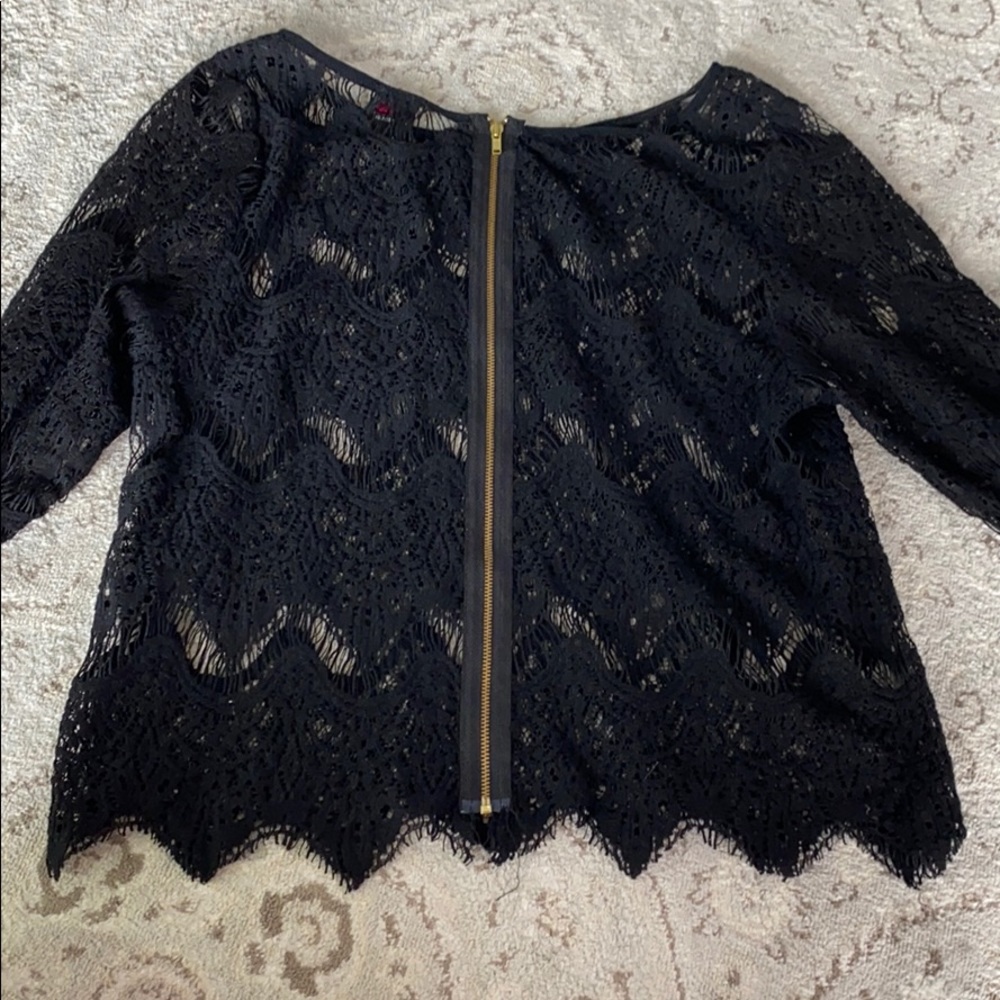 Lace top - Picture 5 of 6